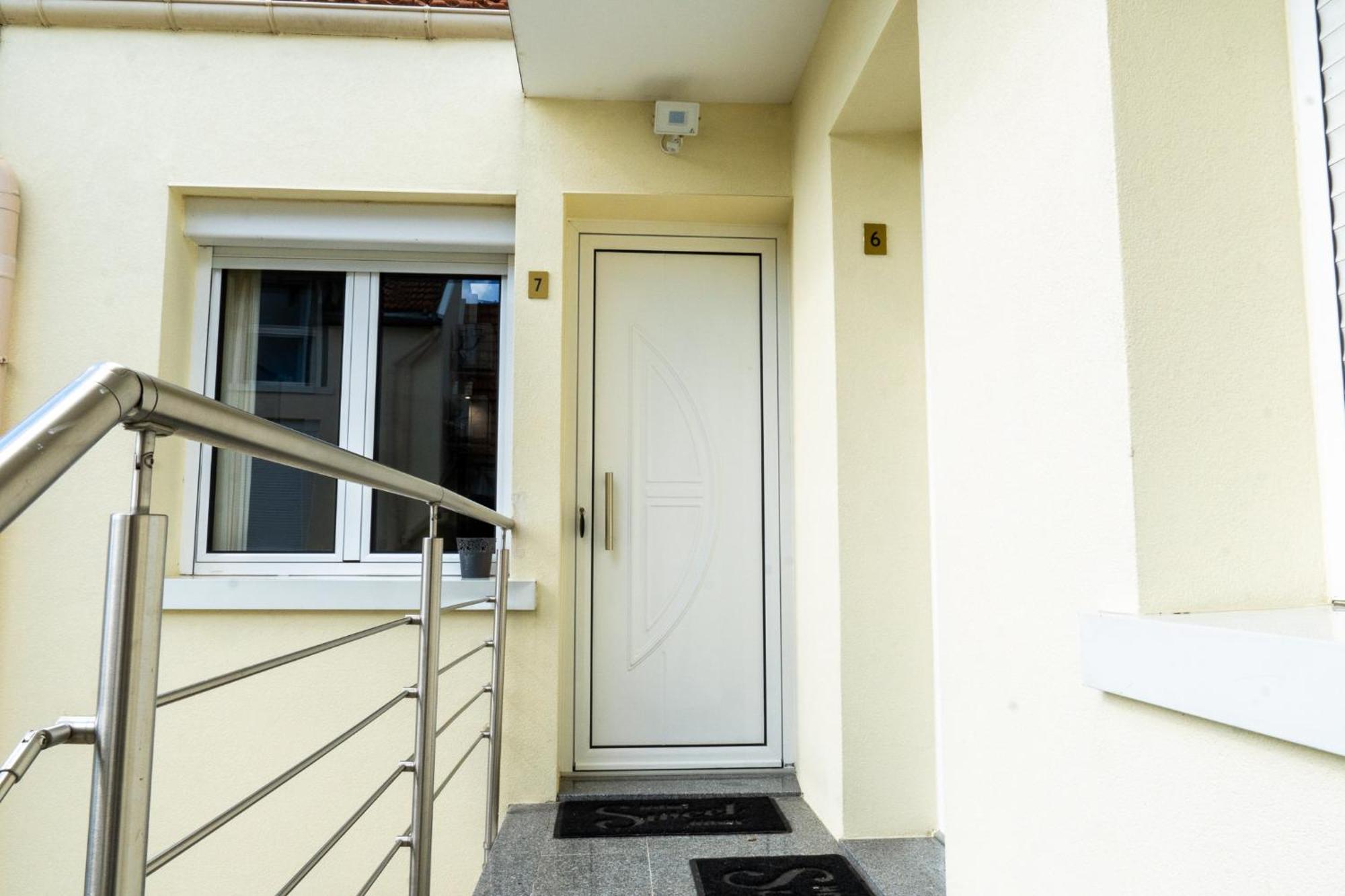 A L'Ombre Du Pin "7" - Spacious T3 Duplex Near Disneyland And Paris, 1-6 Guests Le Pin  Экстерьер фото